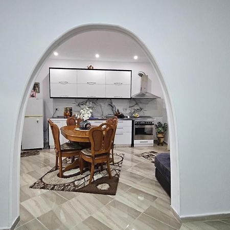 Guesthouse Albi Berat Zewnętrze zdjęcie