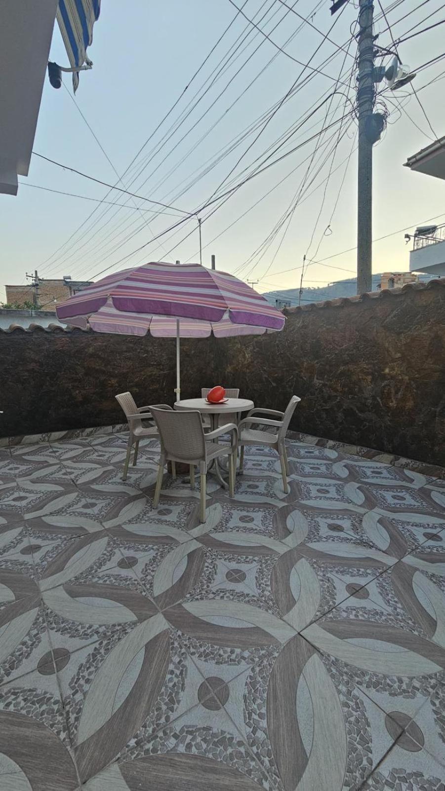 Guesthouse Albi Berat Zewnętrze zdjęcie