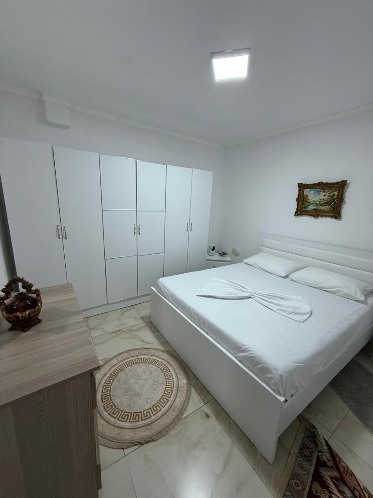 Guesthouse Albi Berat Zewnętrze zdjęcie